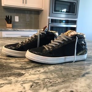 Rare P448 Blk/Gold/Multi Animal Print HT Sneakers